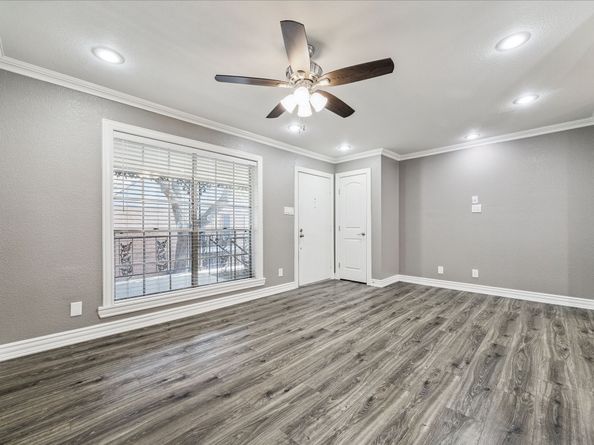 11550 Chimney Rock Road 321, Houston TX 77035