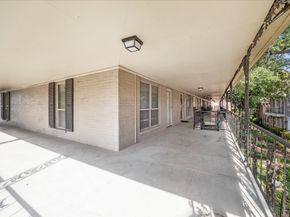 11550 Chimney Rock Road 321, Houston TX 77035