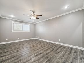 11550 Chimney Rock Road 321, Houston TX 77035