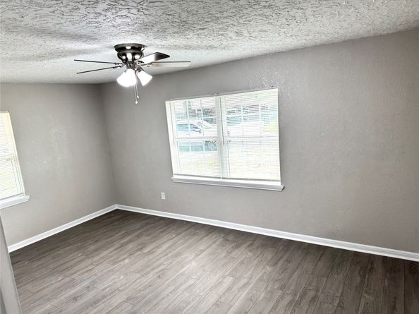 8515 Carlisle Street, Houston TX 77017