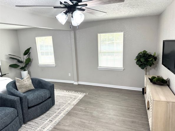 8515 Carlisle Street, Houston TX 77017