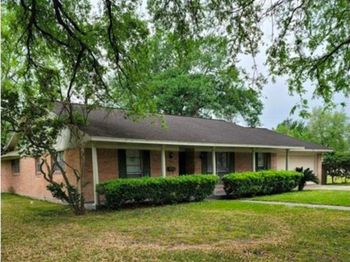 8835 Valley View Lane