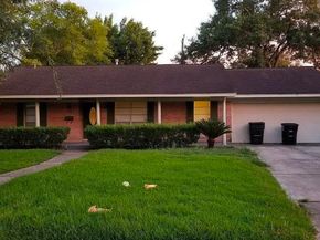 8835 Valley View Lane, Houston TX 77074