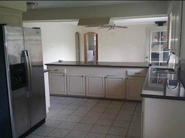 8835 Valley View Lane, Houston TX 77074