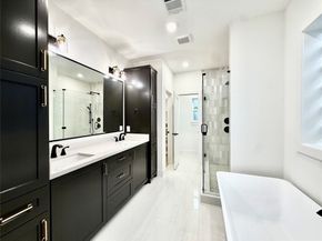 923 Fisher Street A, Houston TX 77018