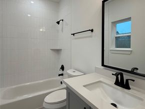 923 Fisher Street A, Houston TX 77018