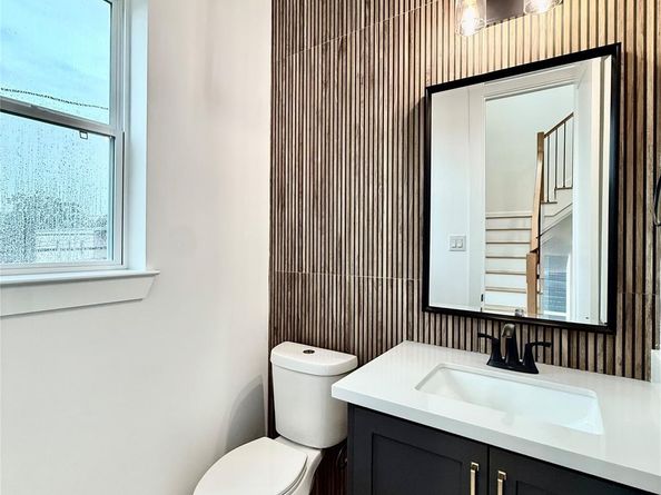 923 Fisher Street A, Houston TX 77018