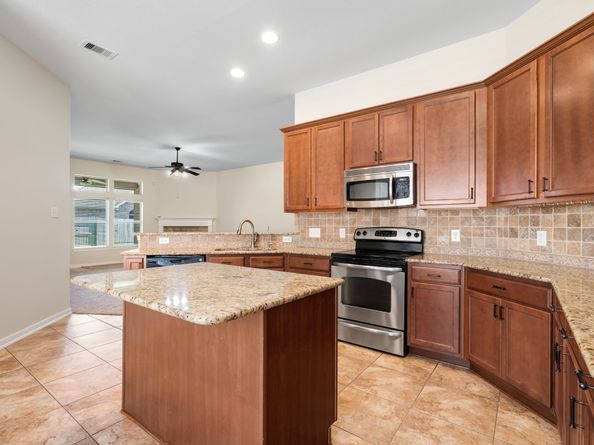 20706 Oakhurst Creek Drive, Porter TX 77365