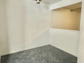 1911 Sherwood Forest Street 17, Houston TX 77043