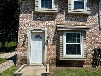 1911 Sherwood Forest Street