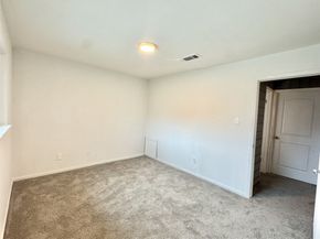 1911 Sherwood Forest Street 17, Houston TX 77043