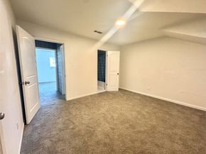 1911 Sherwood Forest Street 17, Houston TX 77043