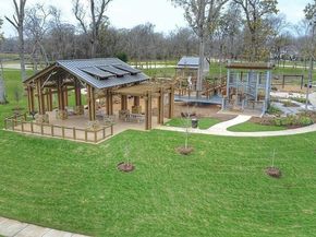 5715 Caper Shores Ln, Sugar Land TX 77479