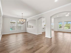 5715 Caper Shores Ln, Sugar Land TX 77479