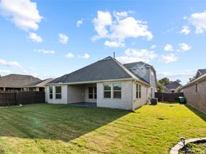 5715 Caper Shores Ln, Sugar Land TX 77479