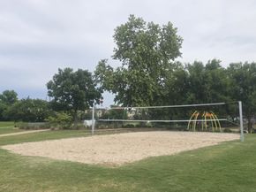 5715 Caper Shores Ln, Sugar Land TX 77479