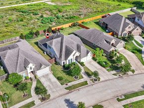 5715 Caper Shores Ln, Sugar Land TX 77479