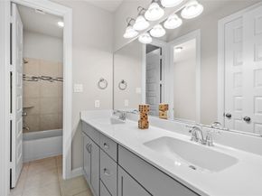 5715 Caper Shores Ln, Sugar Land TX 77479