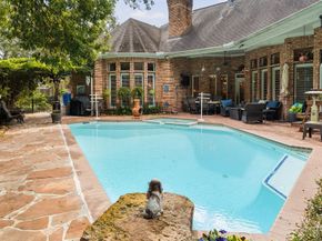 14 Highland Circle, The Woodlands TX 77381
