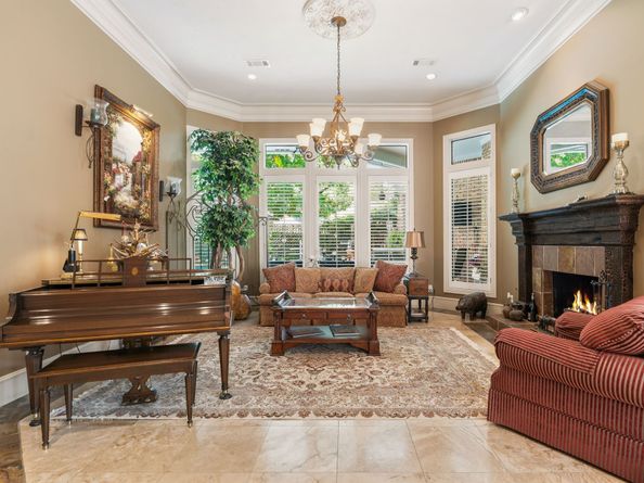 14 Highland Circle, The Woodlands TX 77381