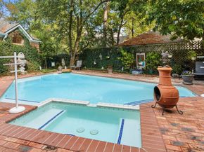 14 Highland Circle, The Woodlands TX 77381