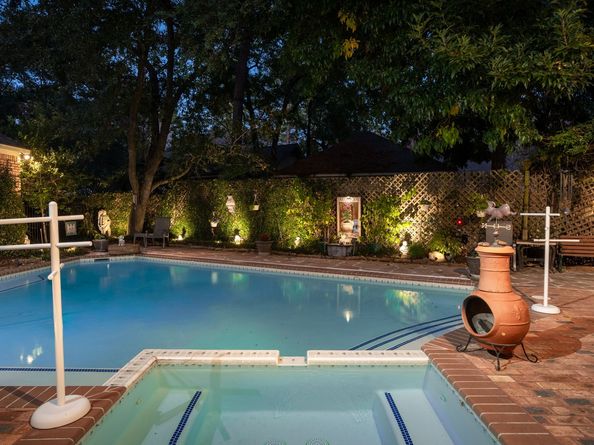 14 Highland Circle, The Woodlands TX 77381