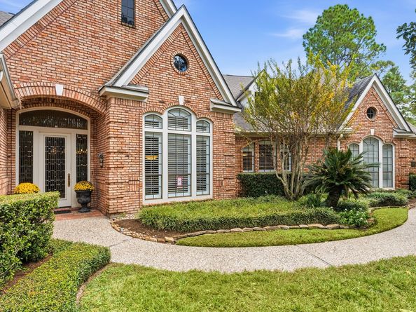 14 Highland Circle, The Woodlands TX 77381