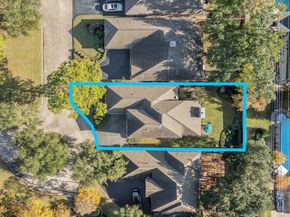 13 Stonegate Park Court, Spring TX 77379