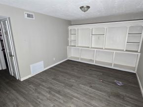 6723 South Loop E 9, Houston TX 77087