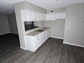 6723 South Loop E 9, Houston TX 77087