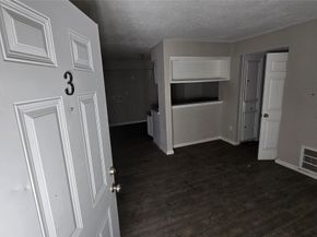 6723 South Loop E 9, Houston TX 77087