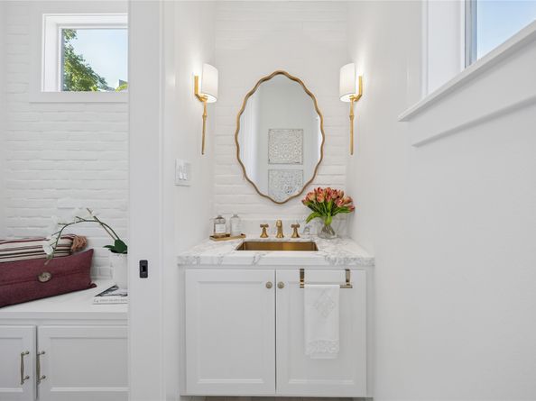 2031 Sheridan Street A, Houston TX 77030