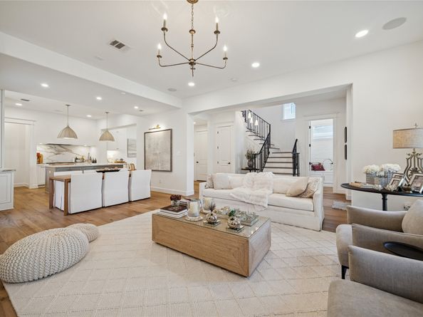 2031 Sheridan Street A, Houston TX 77030