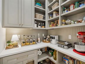 2031 Sheridan Street A, Houston TX 77030