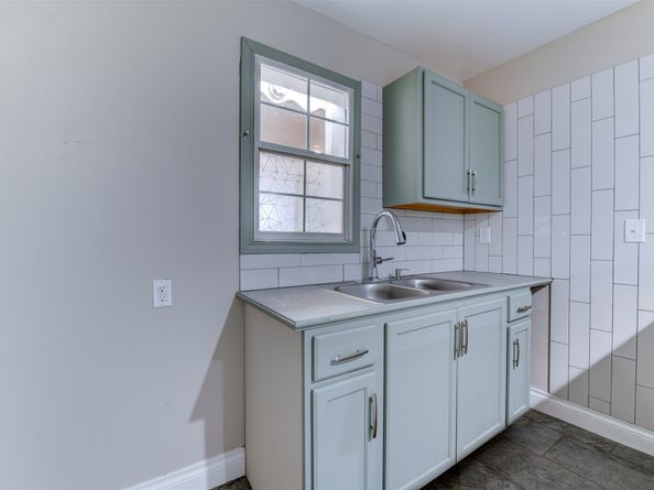 4303 Castor Street, Houston TX 77022