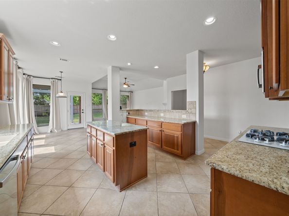 17111 Tupelo Garden Circle, Humble TX 77346