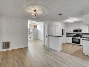 5627 Southbrook Drive, Houston TX 77033