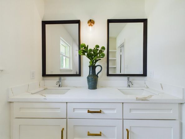 2231 Latexo Drive, Houston TX 77018