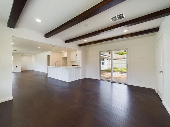 2231 Latexo Drive, Houston TX 77018