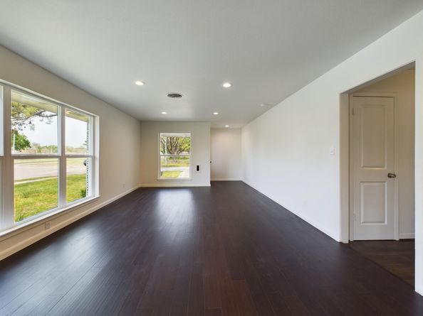 2231 Latexo Drive, Houston TX 77018