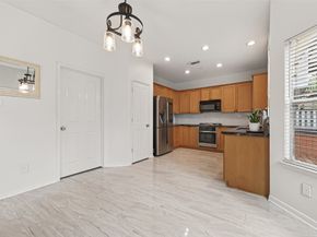 171 W Sundance Circle, The Woodlands TX 77382