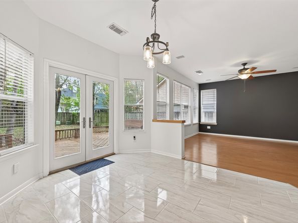 171 W Sundance Circle, The Woodlands TX 77382