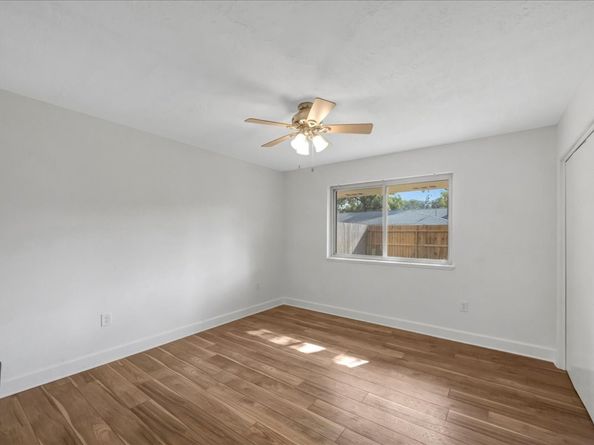 1614 Wavecrest Lane, Houston TX 77062