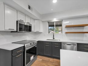 1614 Wavecrest Lane, Houston TX 77062