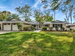 1614 Wavecrest Lane, Houston TX 77062