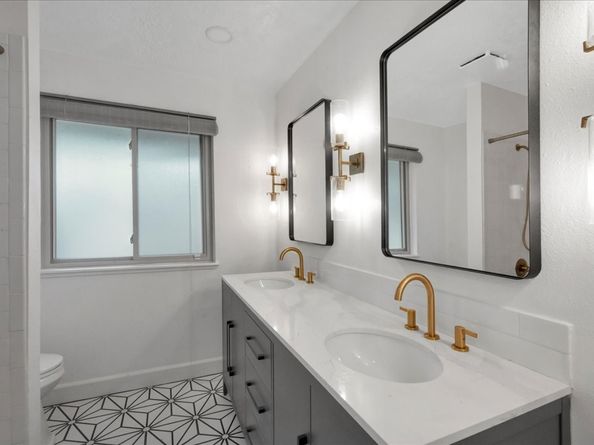 1614 Wavecrest Lane, Houston TX 77062