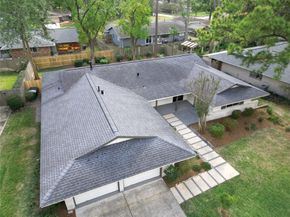 1614 Wavecrest Lane, Houston TX 77062