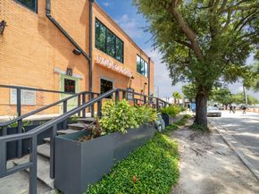 1804 Elysian Street, Houston TX 77026