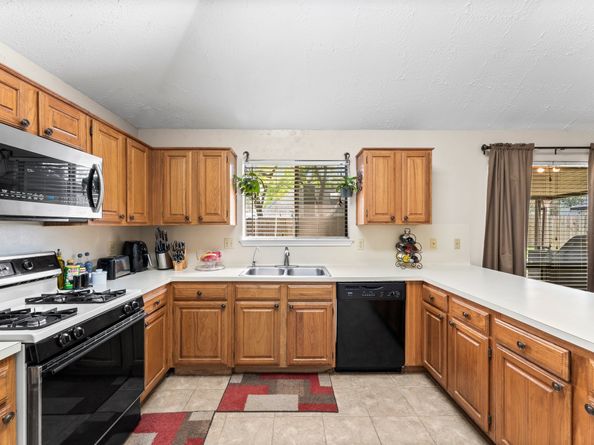 2110 Creston Drive, Spring TX 77386