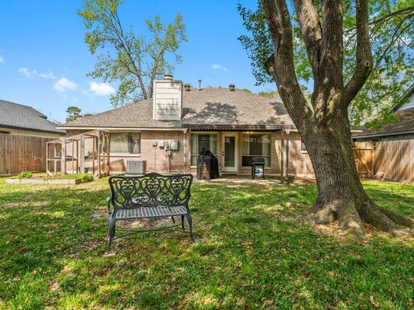 2110 Creston Drive, Spring TX 77386